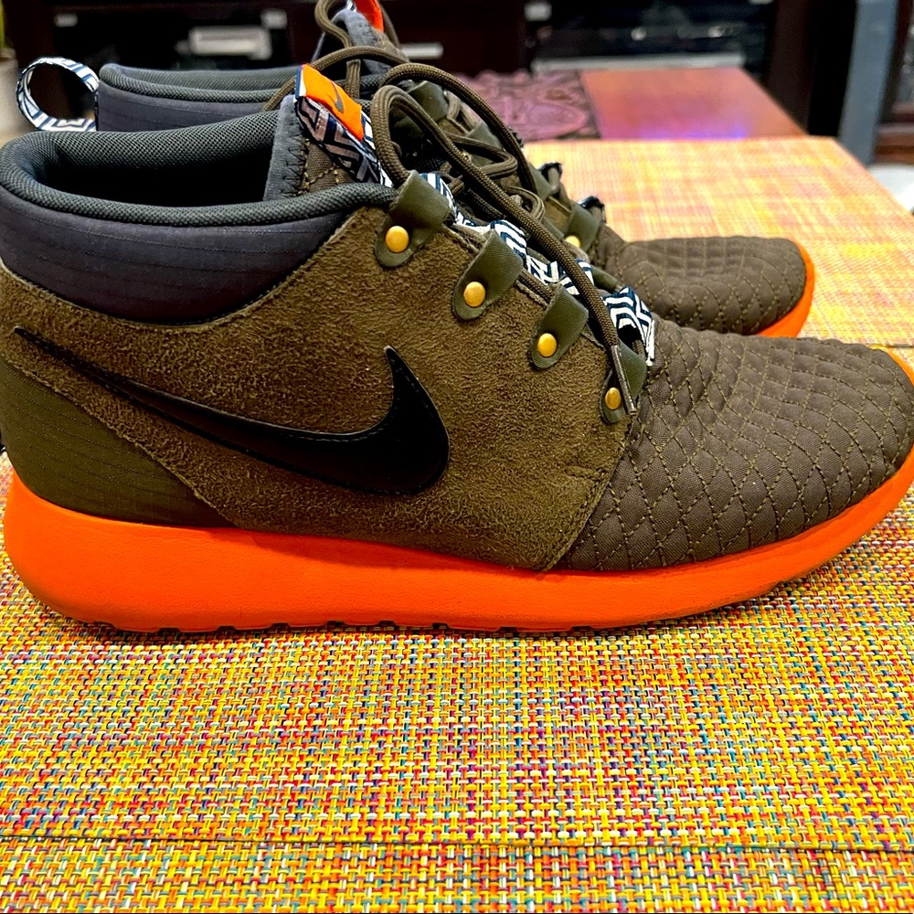 Nike shoes.size 10